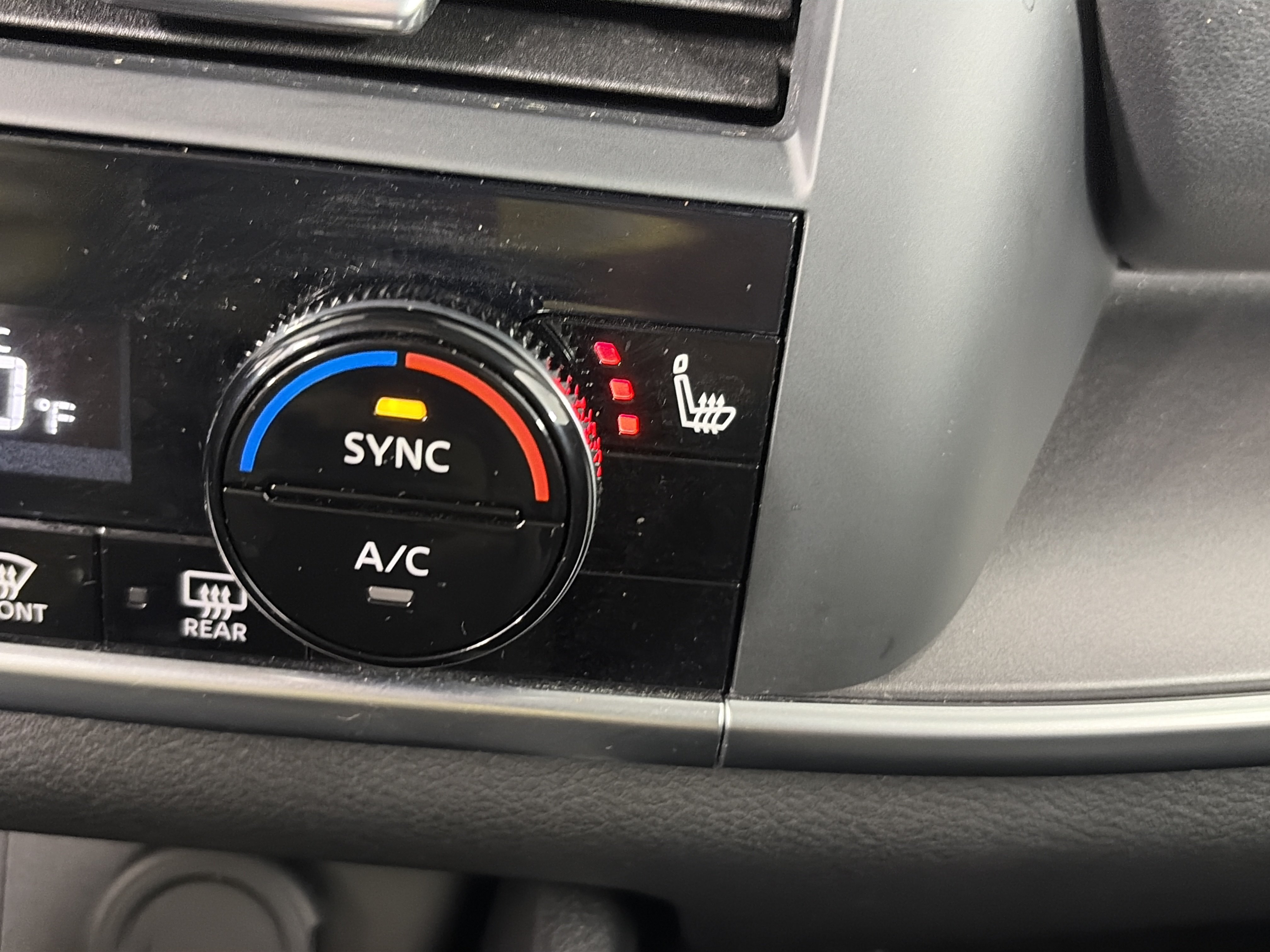 Certified 2023 Nissan Rogue SV w/ SV Premium B Package AWD/4WD image 25