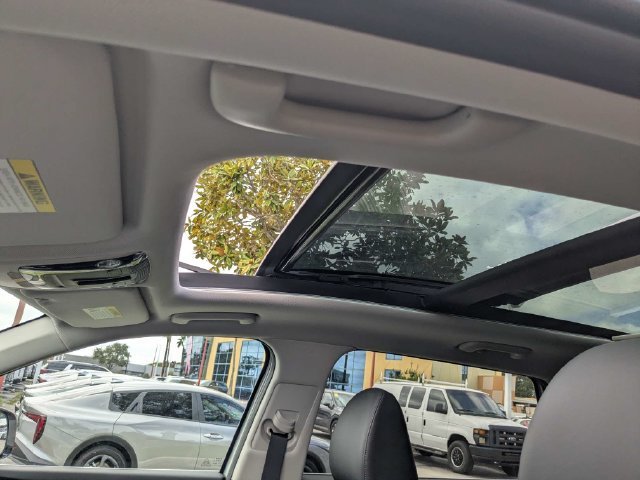 New 2026 Kia Sorento S FWD image 20