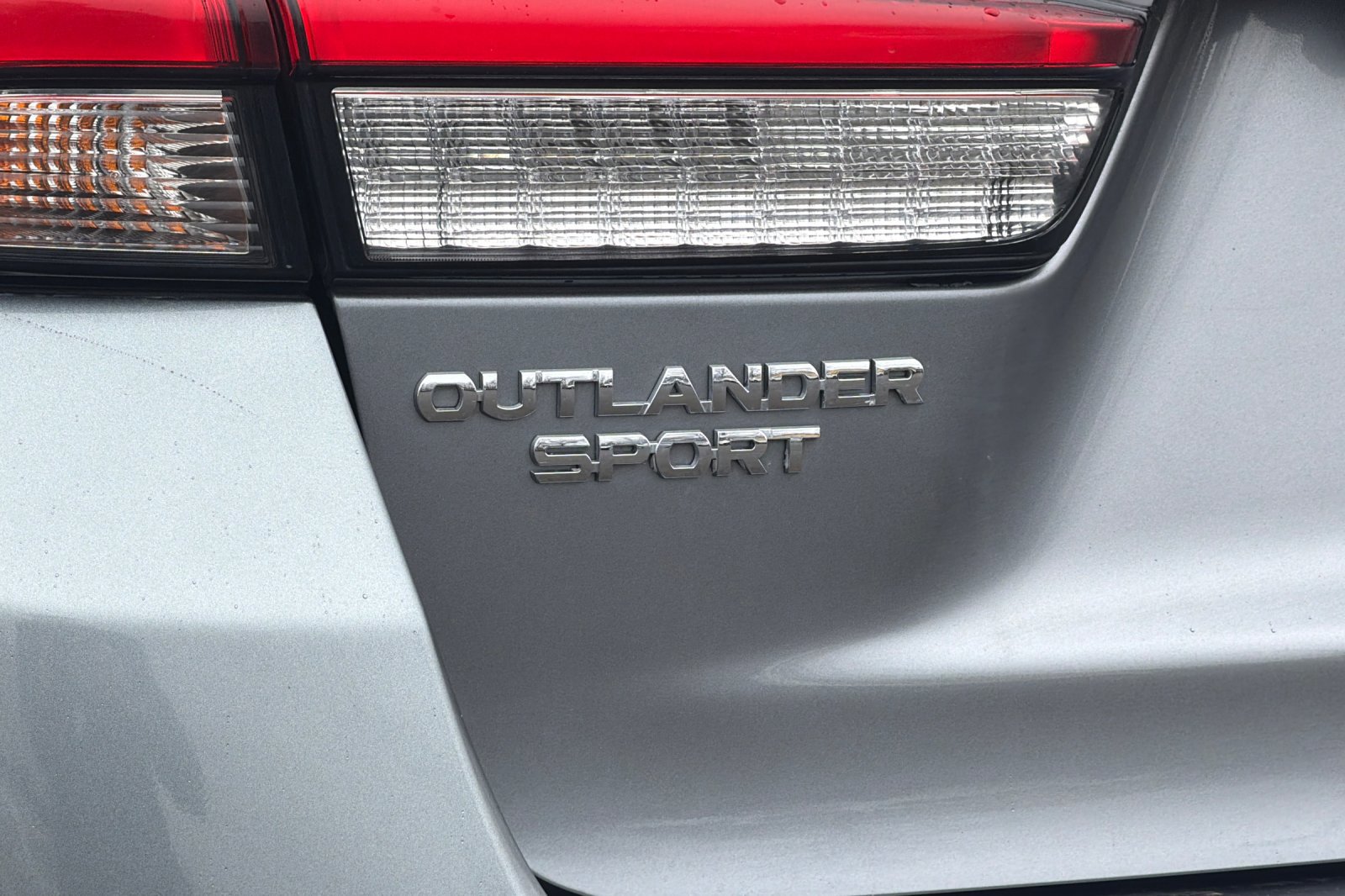 Used 2024 Mitsubishi Outlander Sport SE image 27