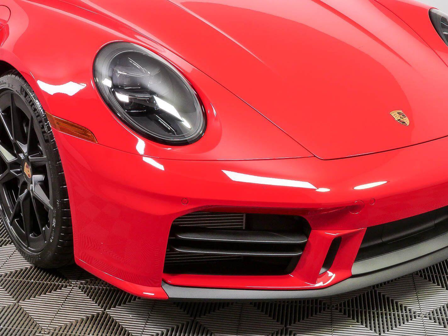 Certified 2026 Porsche 911 Carrera T RWD image 32