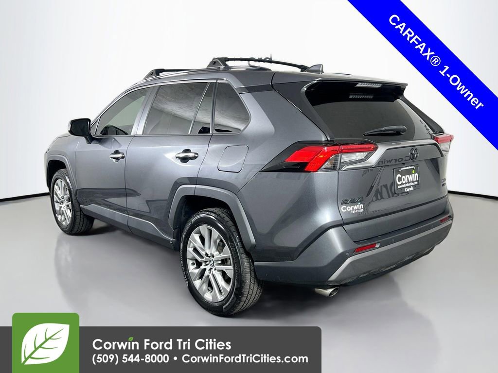 Used 2021 Toyota RAV4 Limited image 11