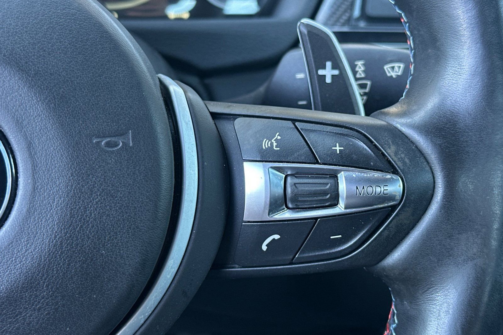 Used 2015 BMW M4 Convertible image 27