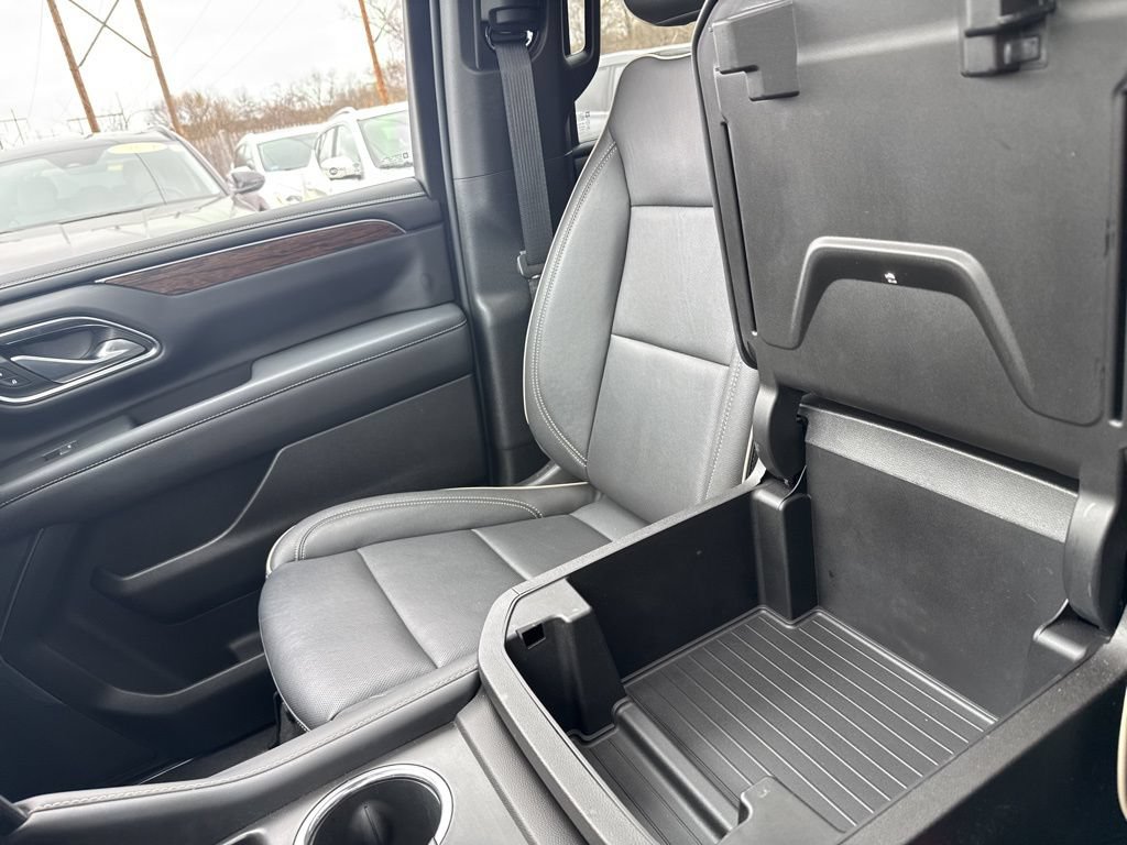 Used 2023 Chevrolet Tahoe Premier AWD/4WD image 10