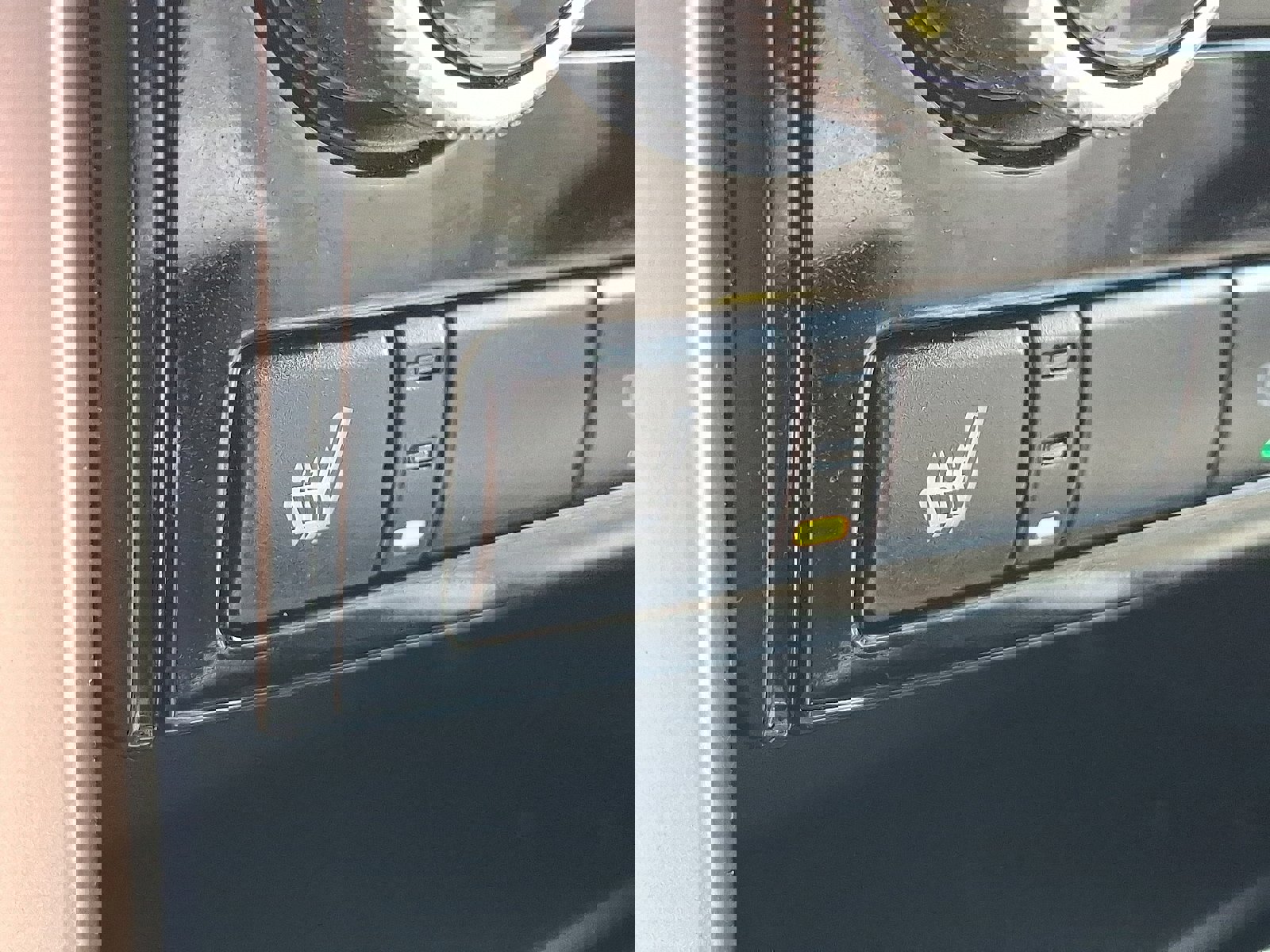 Used 2022 Subaru Ascent Premium w/ Convenience Package image 24