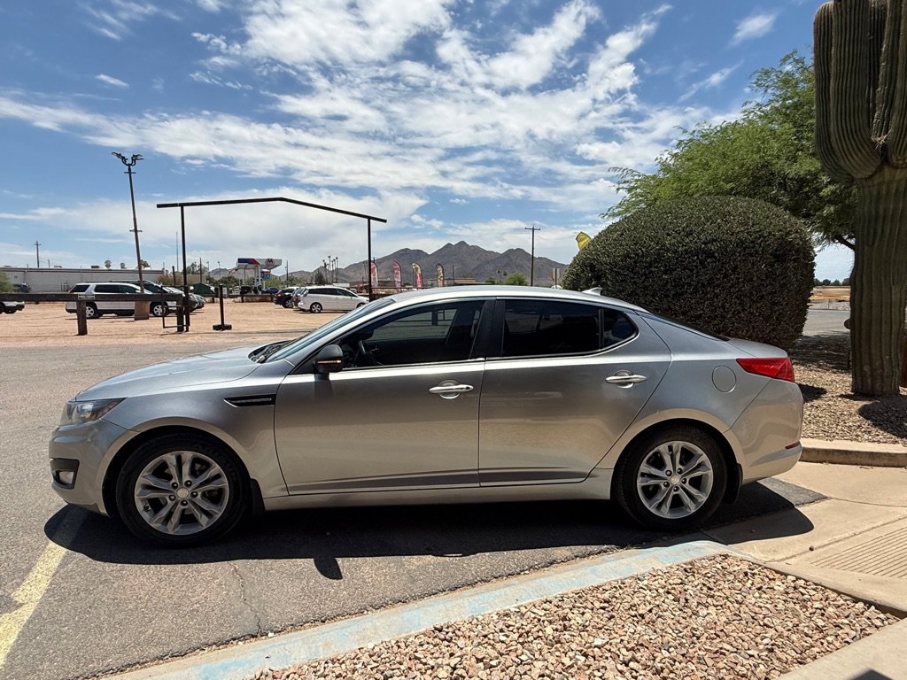 Used 2012 Kia Optima EX FWD image 3