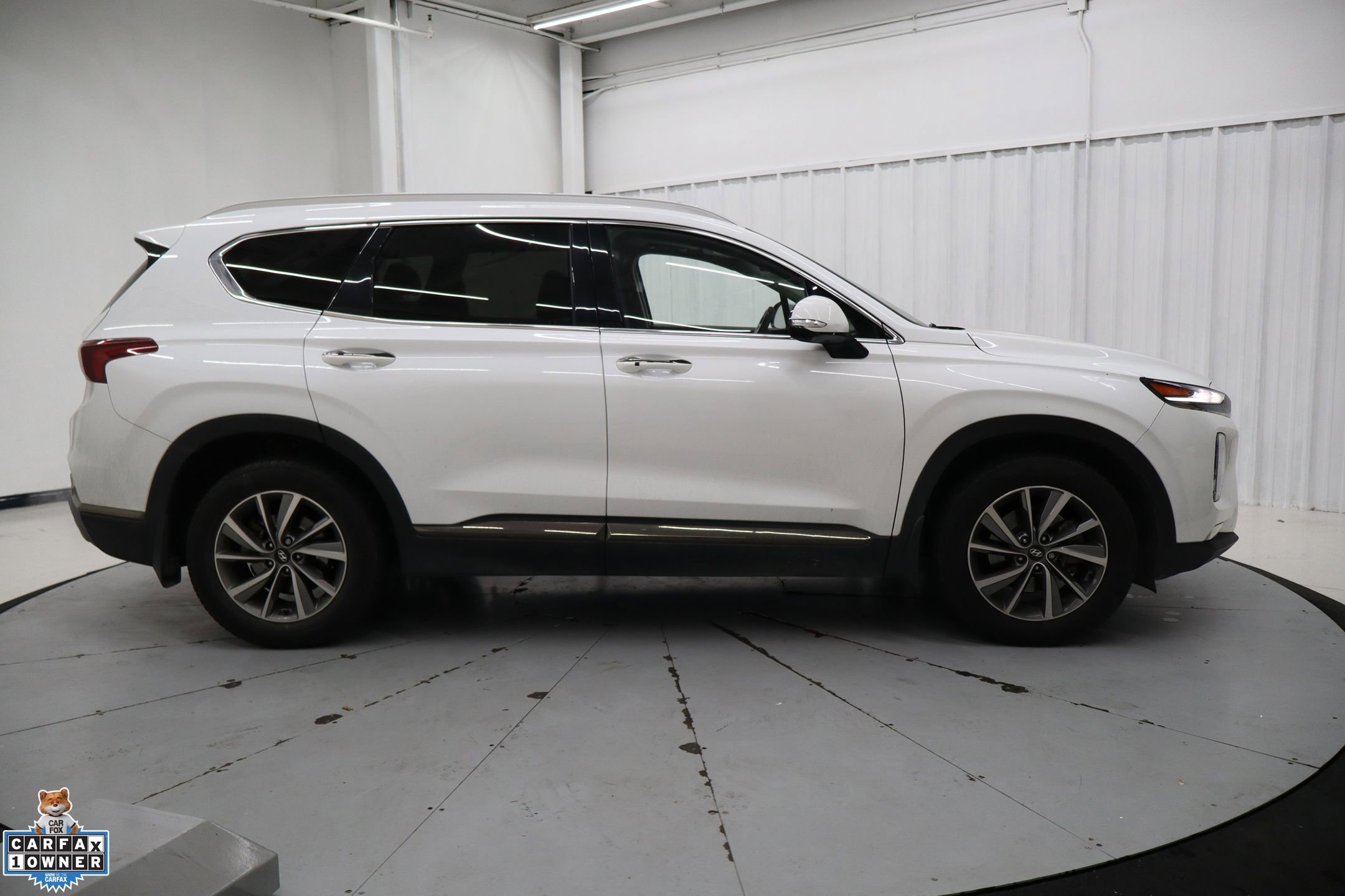 Used 2020 Hyundai Santa Fe Limited image 2