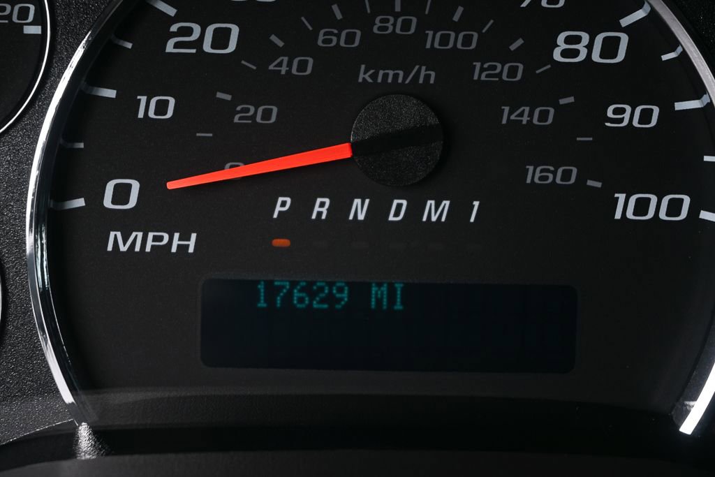 Used 2024 GMC Savana 2500 w/ Driver Convenience Package RWD image 13