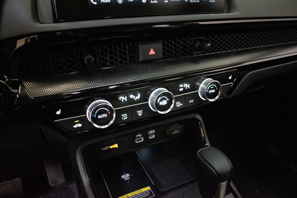 Used 2024 Honda CR-V EX-L image 16