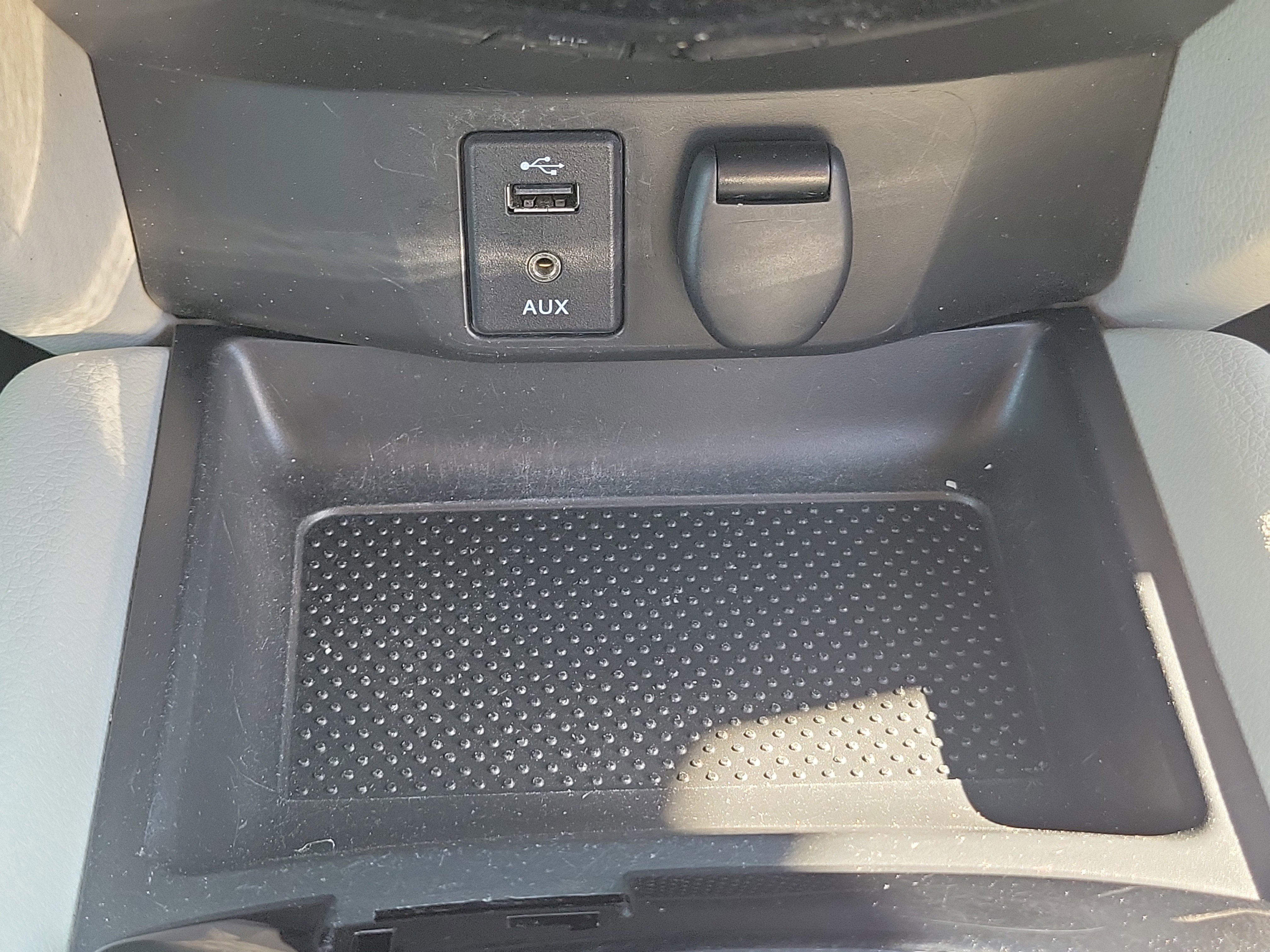 Used 2018 Nissan Rogue Sport SV image 25