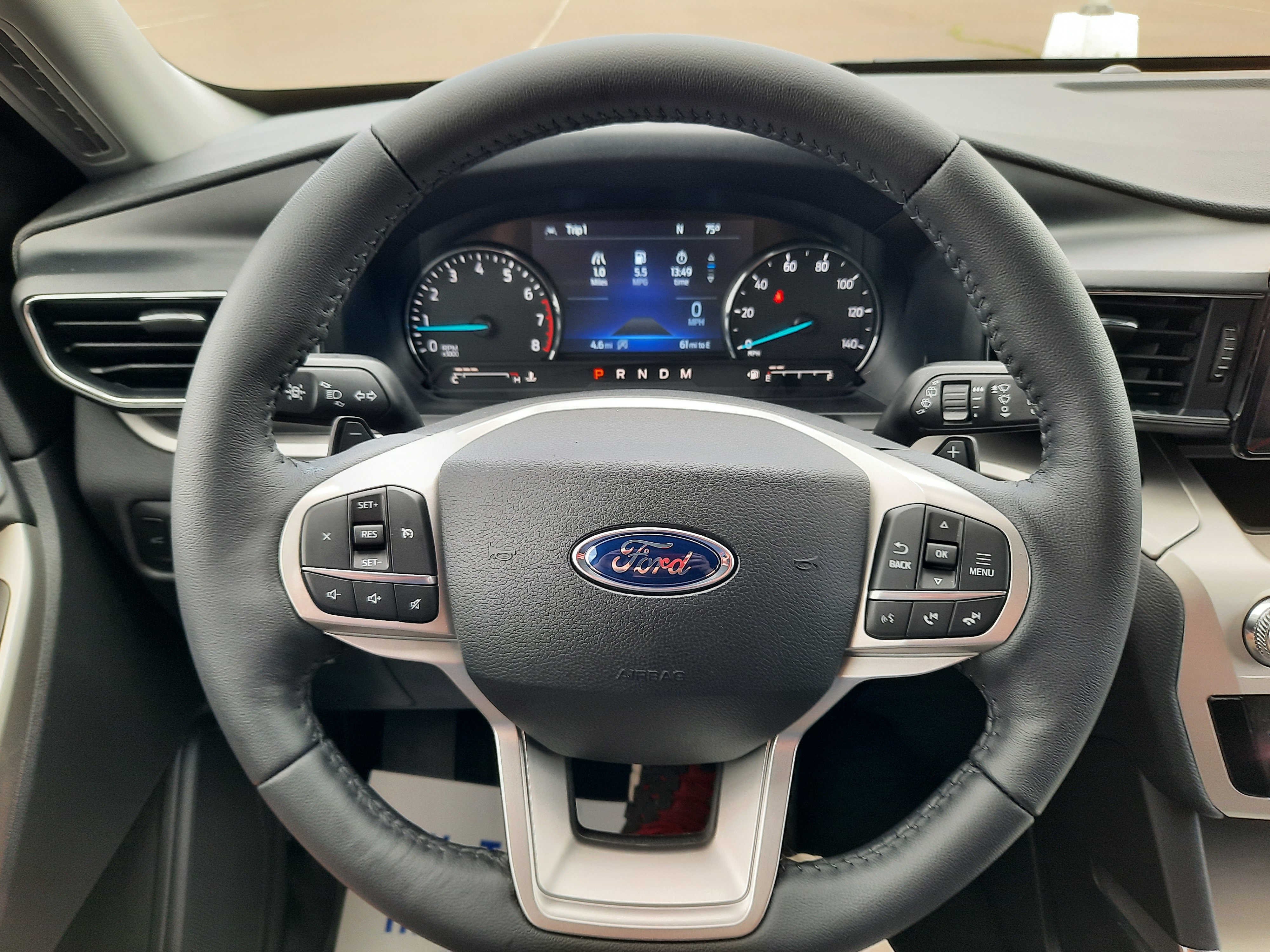 Used 2020 Ford Explorer XLT w/ Equipment Group 202A image 16