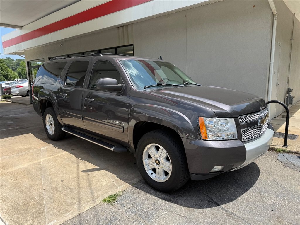 Used 2011 Chevrolet Suburban LT w/ Luxury Package AWD/4WD image 1