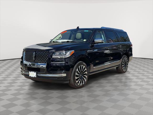 Used 2024 Lincoln Navigator L Black Label AWD/4WD image 3