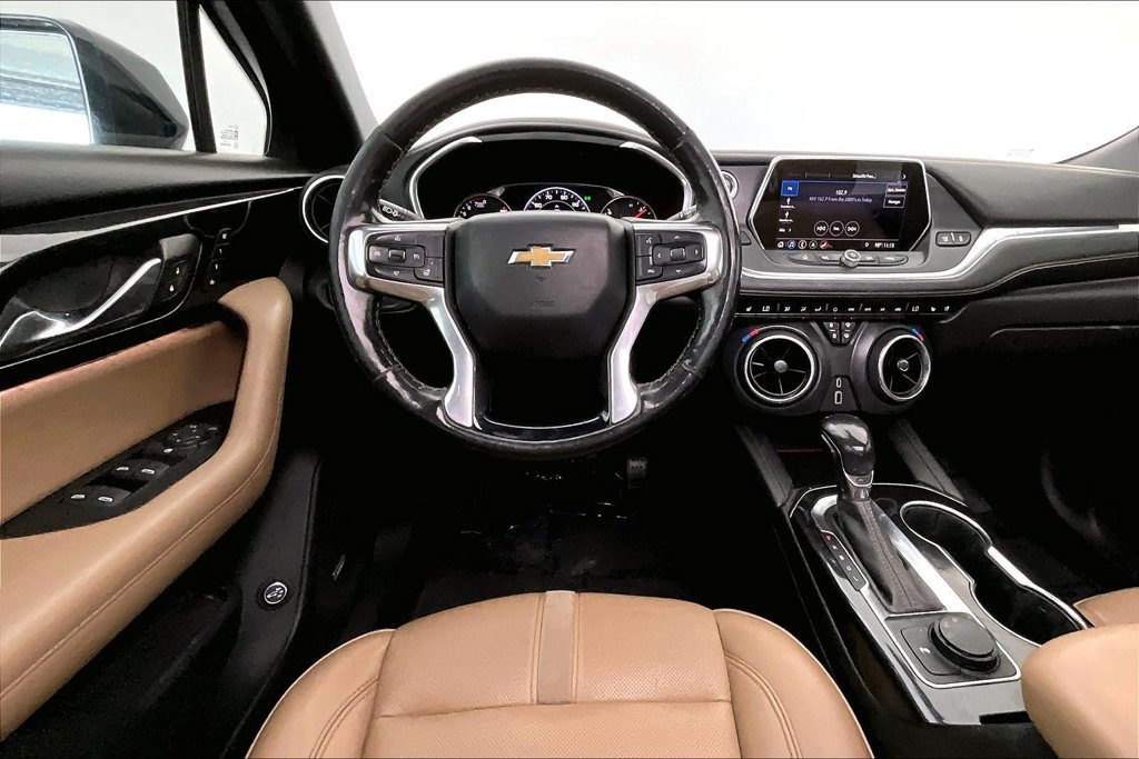 Used 2019 Chevrolet Blazer Premier w/ Sun and Wheels Package FWD image 6