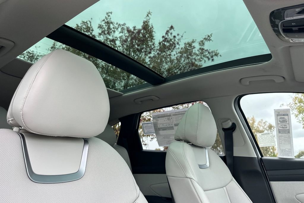 New 2026 Hyundai Tucson Limited image 14