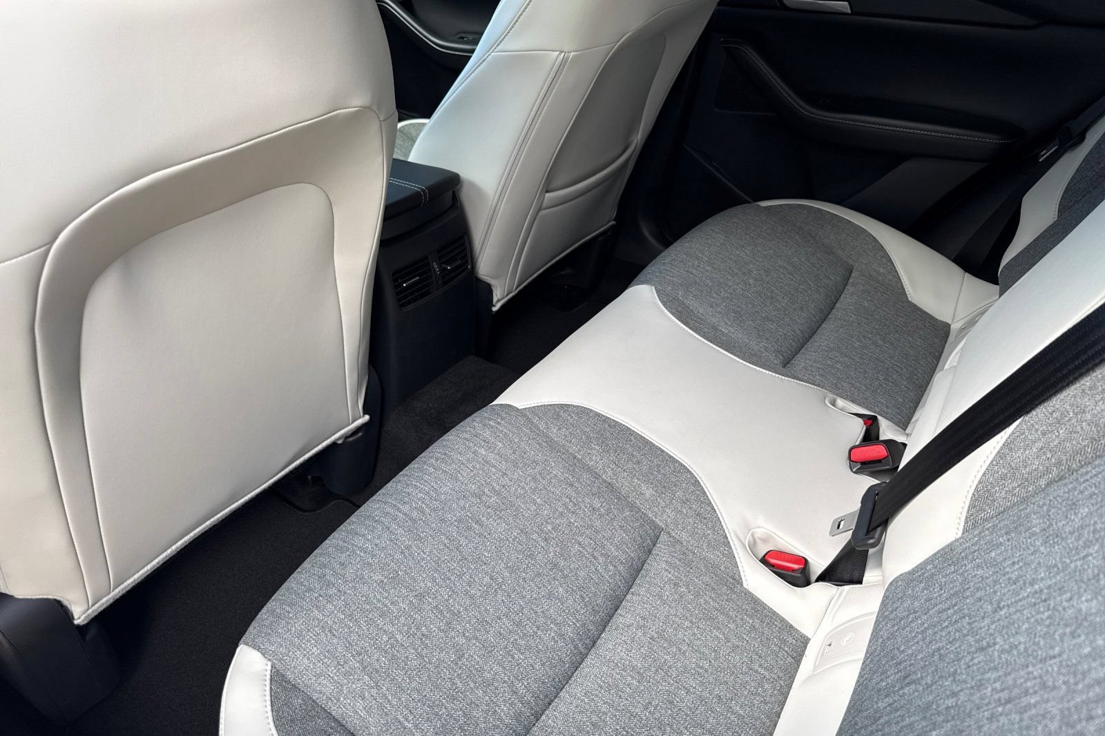 New 2026 MAZDA CX-30 Aire Edition AWD/4WD image 10
