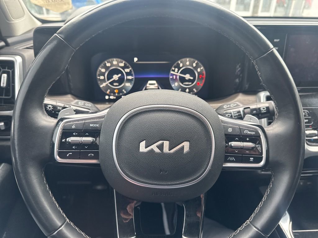 Used 2022 Kia Sorento SX Prestige image 13