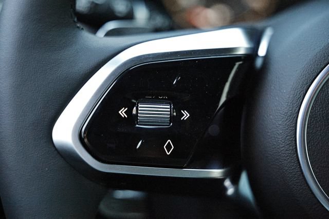 New 2024 Jaguar XF R-Dynamic SE AWD/4WD image 43