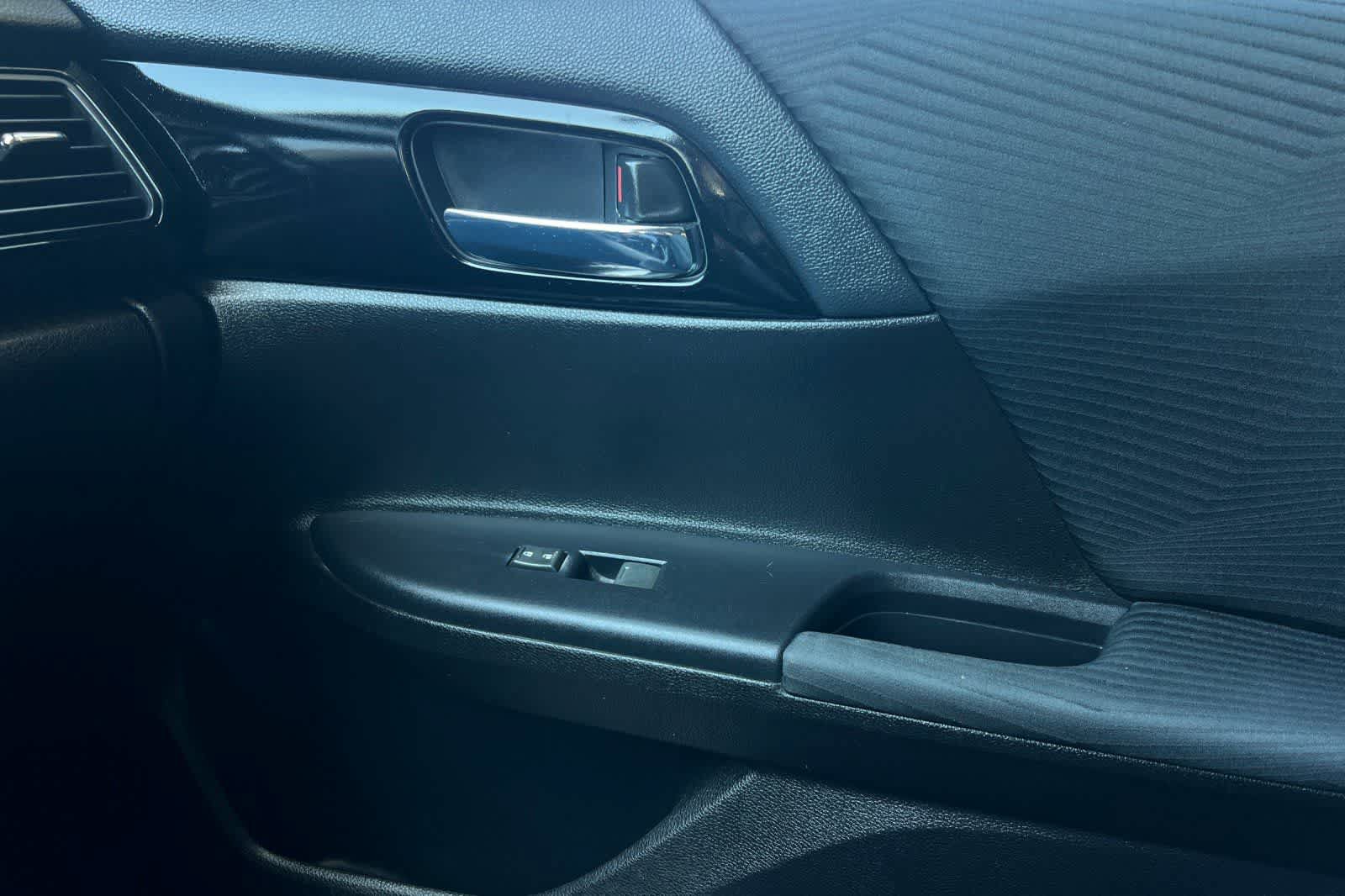 Used 2016 Honda Accord LX image 19