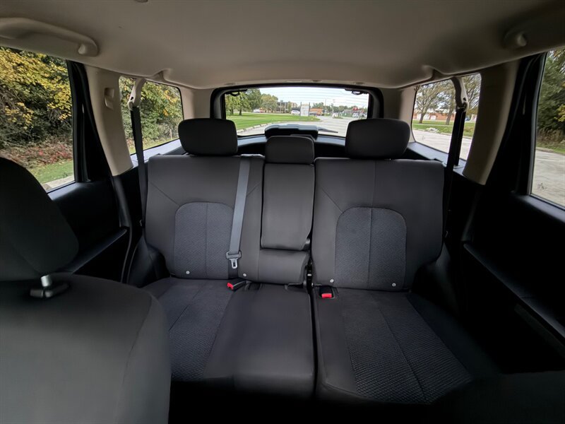 Used 2008 Mitsubishi Endeavor LS FWD image 10