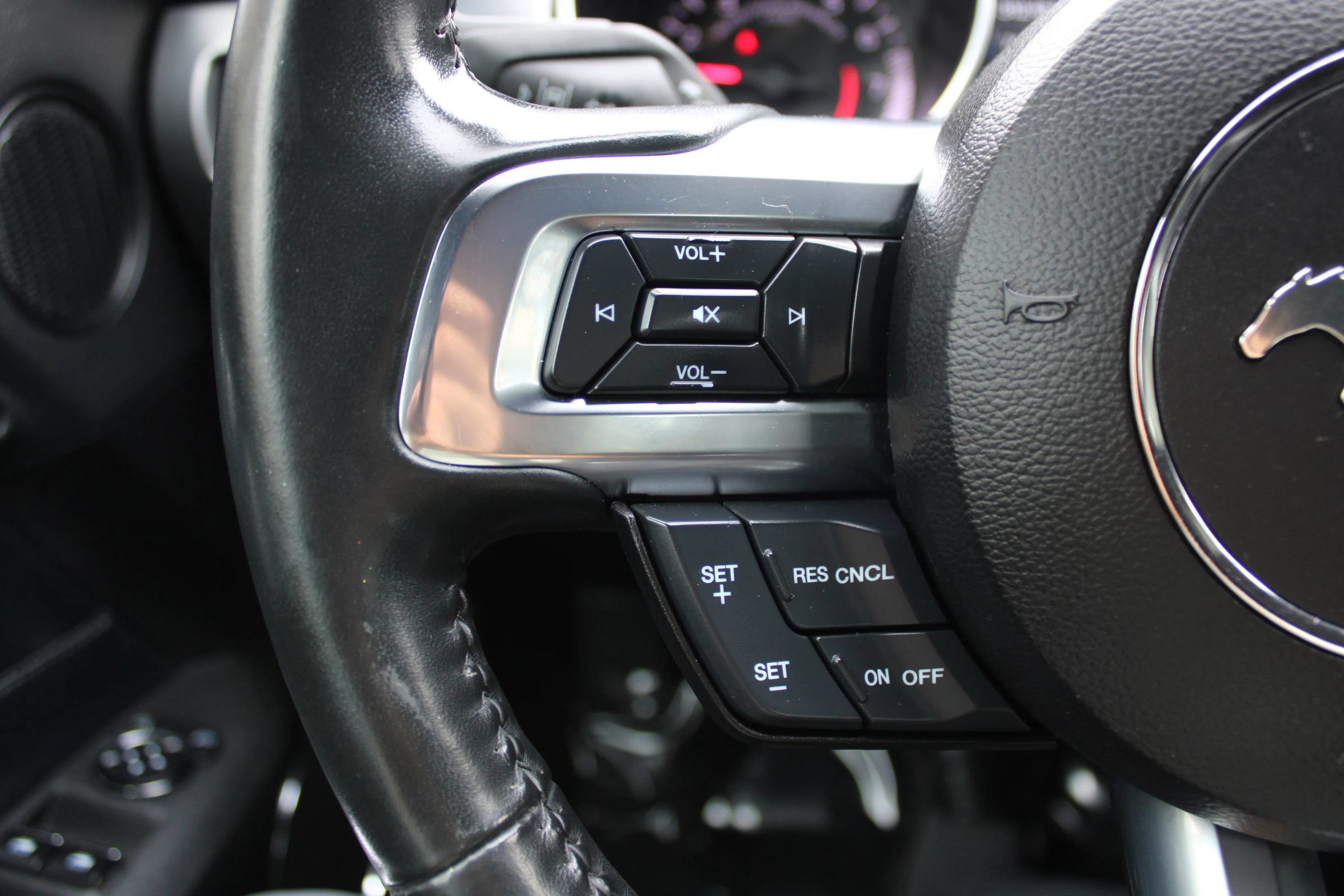 Used 2022 Ford Mustang Premium RWD image 12