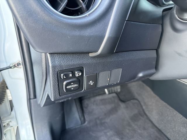 Used 2018 Toyota Corolla iM w/ Carpet Mat Package (TMS) FWD image 11
