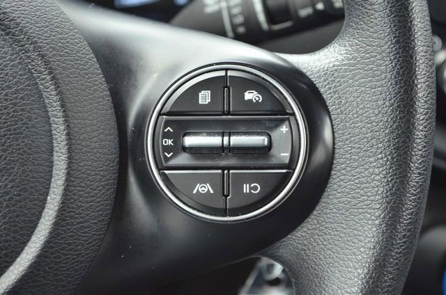 Used 2023 Kia Soul LX w/ LX Technology Package image 21