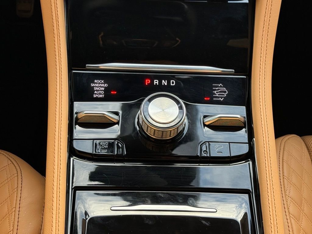 Used 2024 Jeep Grand Cherokee Summit image 13