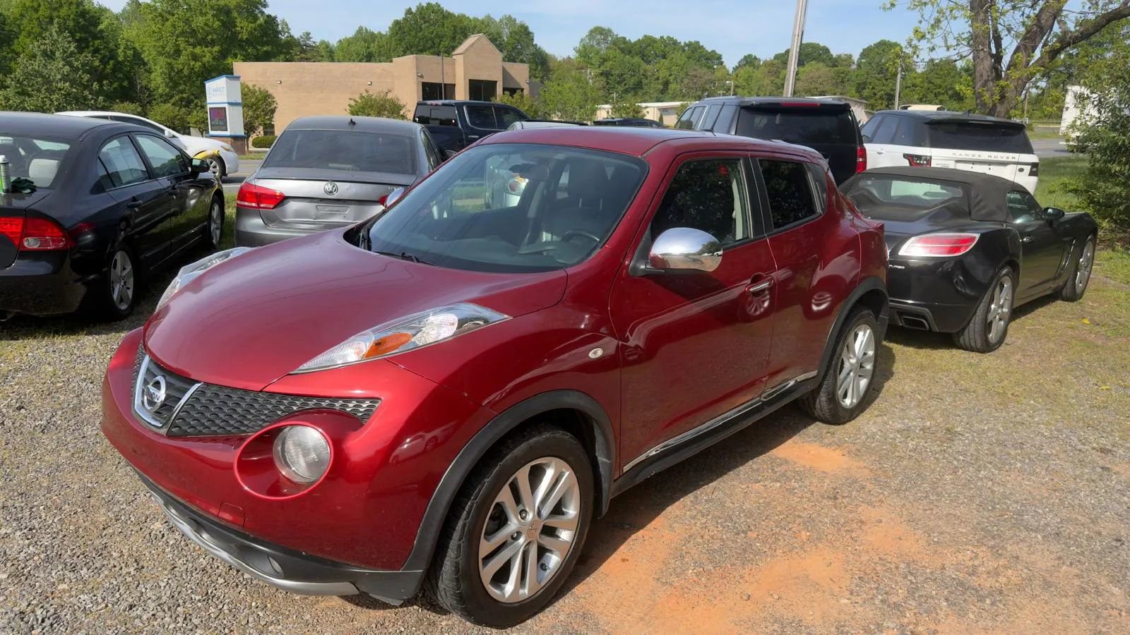 Used 2014 Nissan Juke SL w/ Premium Appearance Package image 3