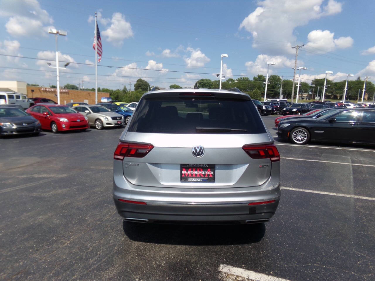 Used 2021 Volkswagen Tiguan SE image 8
