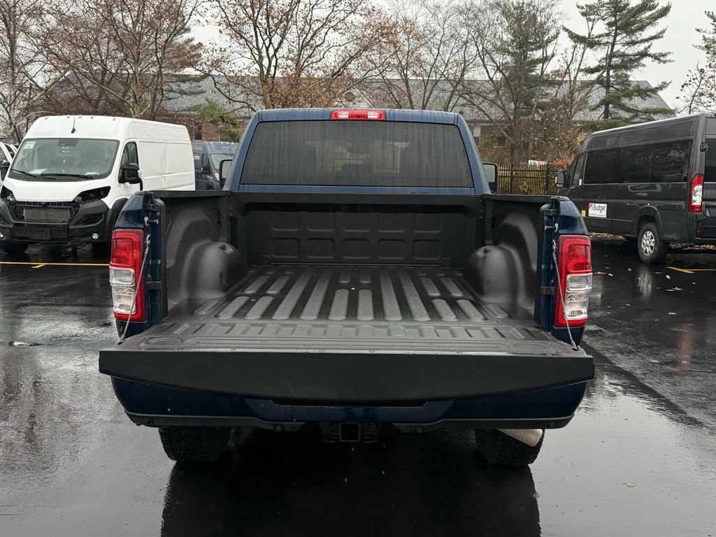 Used 2024 RAM 2500 Big Horn w/ Sport Appearance Package image 8