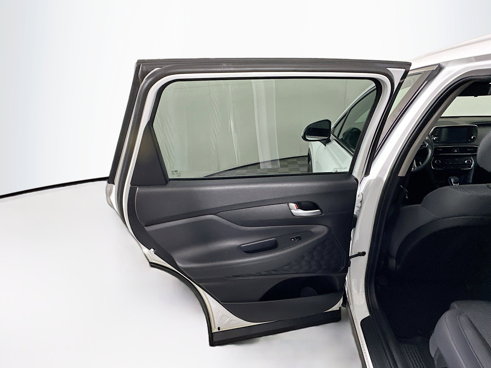 Used 2019 Hyundai Santa Fe SE FWD image 25