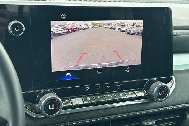 Used 2024 Chevrolet Colorado LT w/ LT Convenience Package RWD image 21