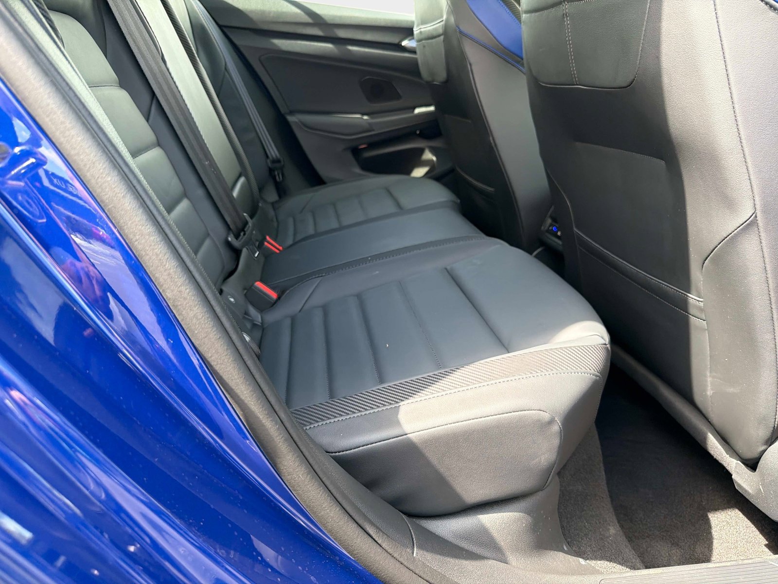 Used 2025 Volkswagen Golf image 29