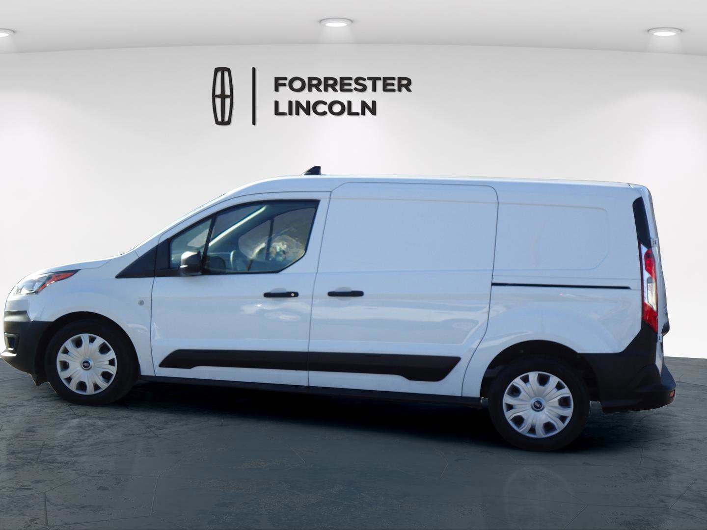 Used 2023 Ford Transit Connect XL image 3