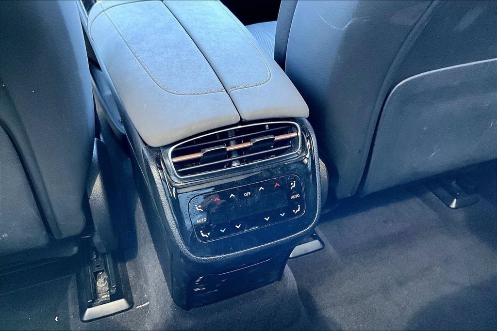 Used 2023 Mercedes-Benz EQS 450+ SUV image 10