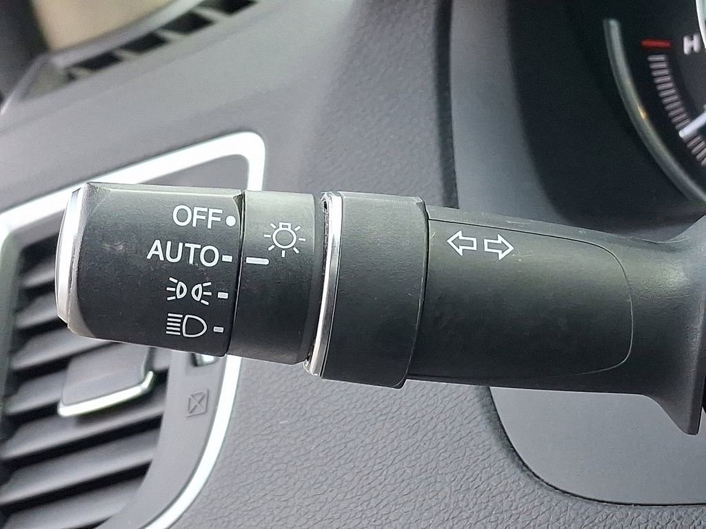 Used 2019 Acura TLX image 26