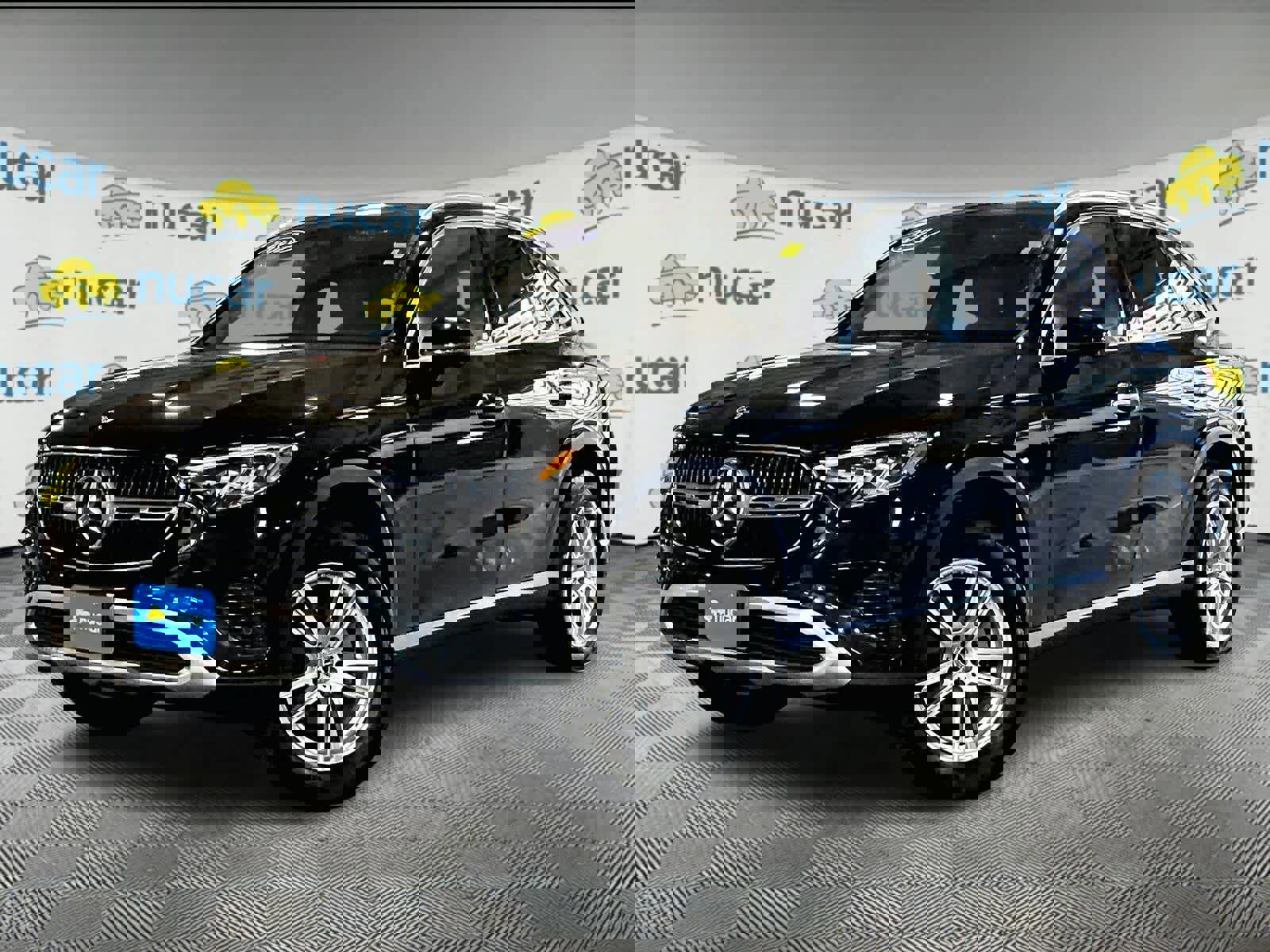 Used 2023 Mercedes-Benz GLC 300 4MATIC image 3