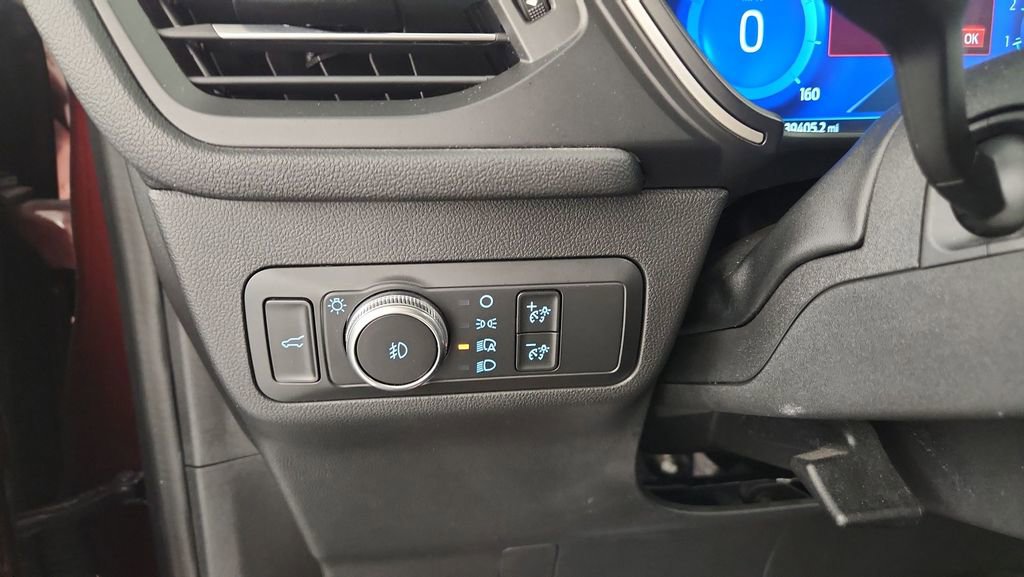 Used 2021 Ford Escape SEL w/ Technology Package AWD/4WD image 25