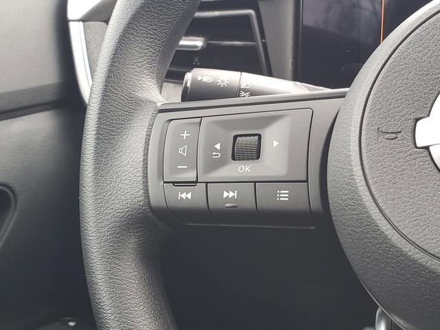 New 2026 Nissan Kicks SV w/ SV Premium Package image 16