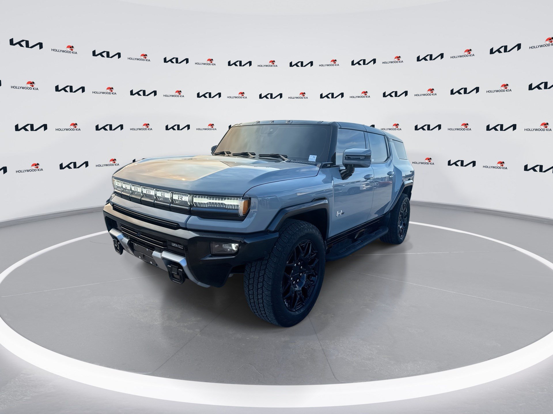 Used 2024 GMC Hummer EV 2X AWD/4WD image 4
