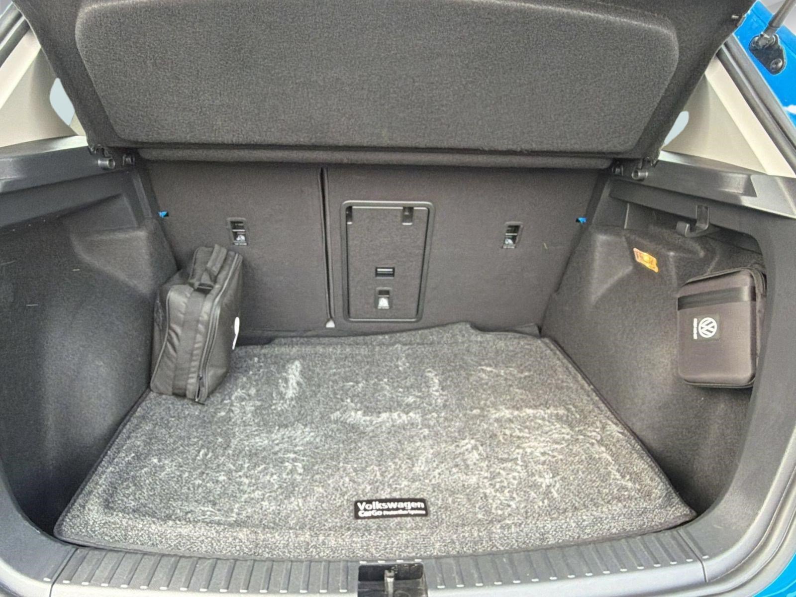 Certified 2022 Volkswagen Taos SE FWD image 22