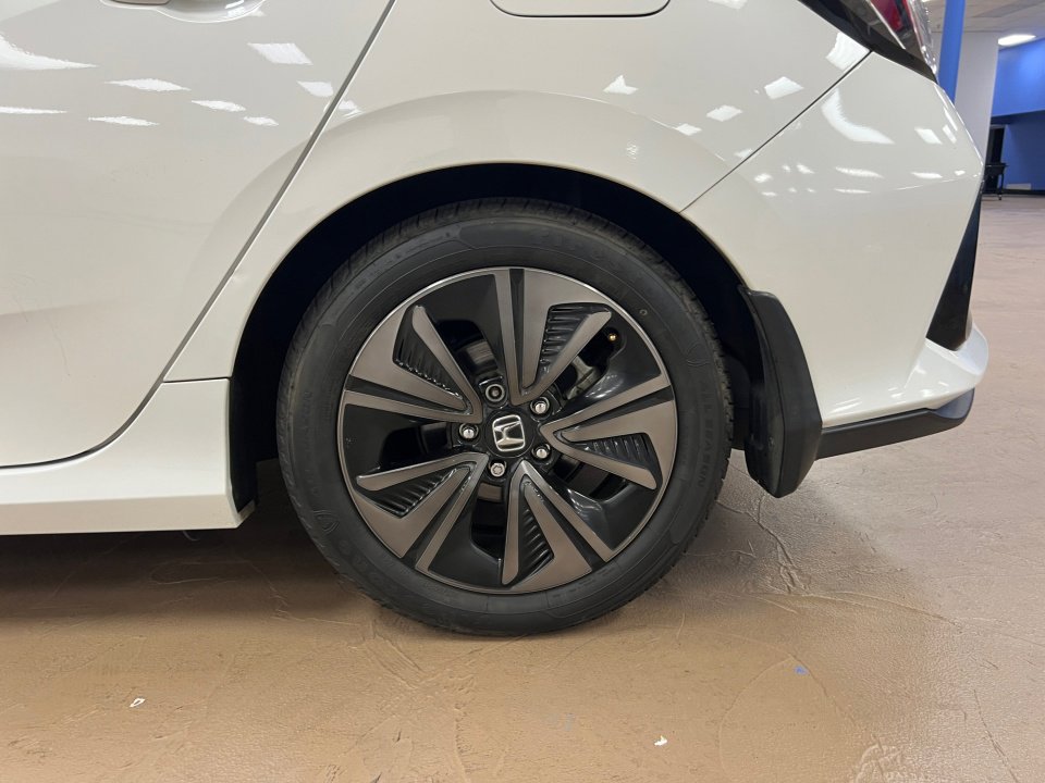 Used 2017 Honda Civic EX image 25