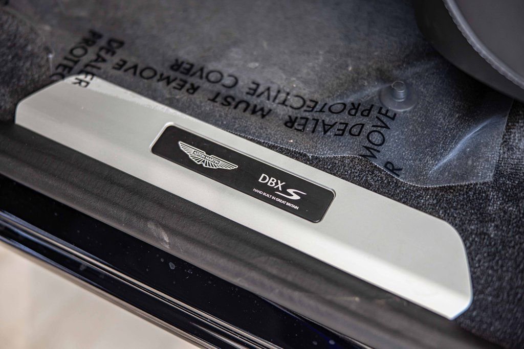 New 2026 Aston Martin DBX S image 25