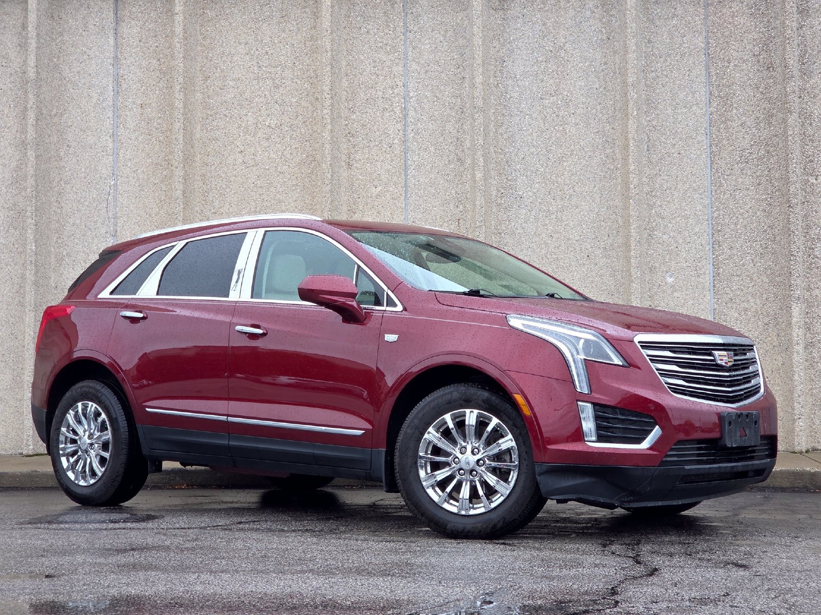 Used 2018 Cadillac XT5 Luxury w/ Driver Awareness Package