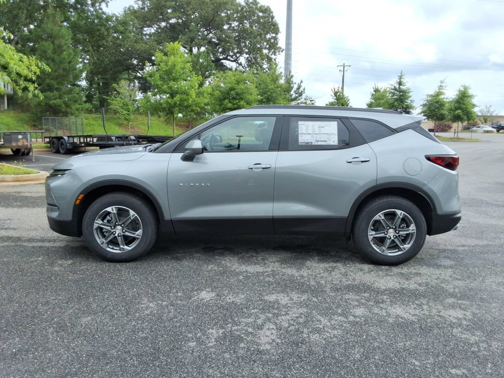 New 2026 Chevrolet Blazer LT w/ Convenience Package FWD image 9