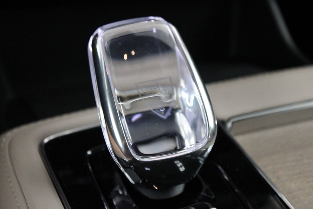 New 2026 Volvo XC90 B5 Core AWD/4WD image 40
