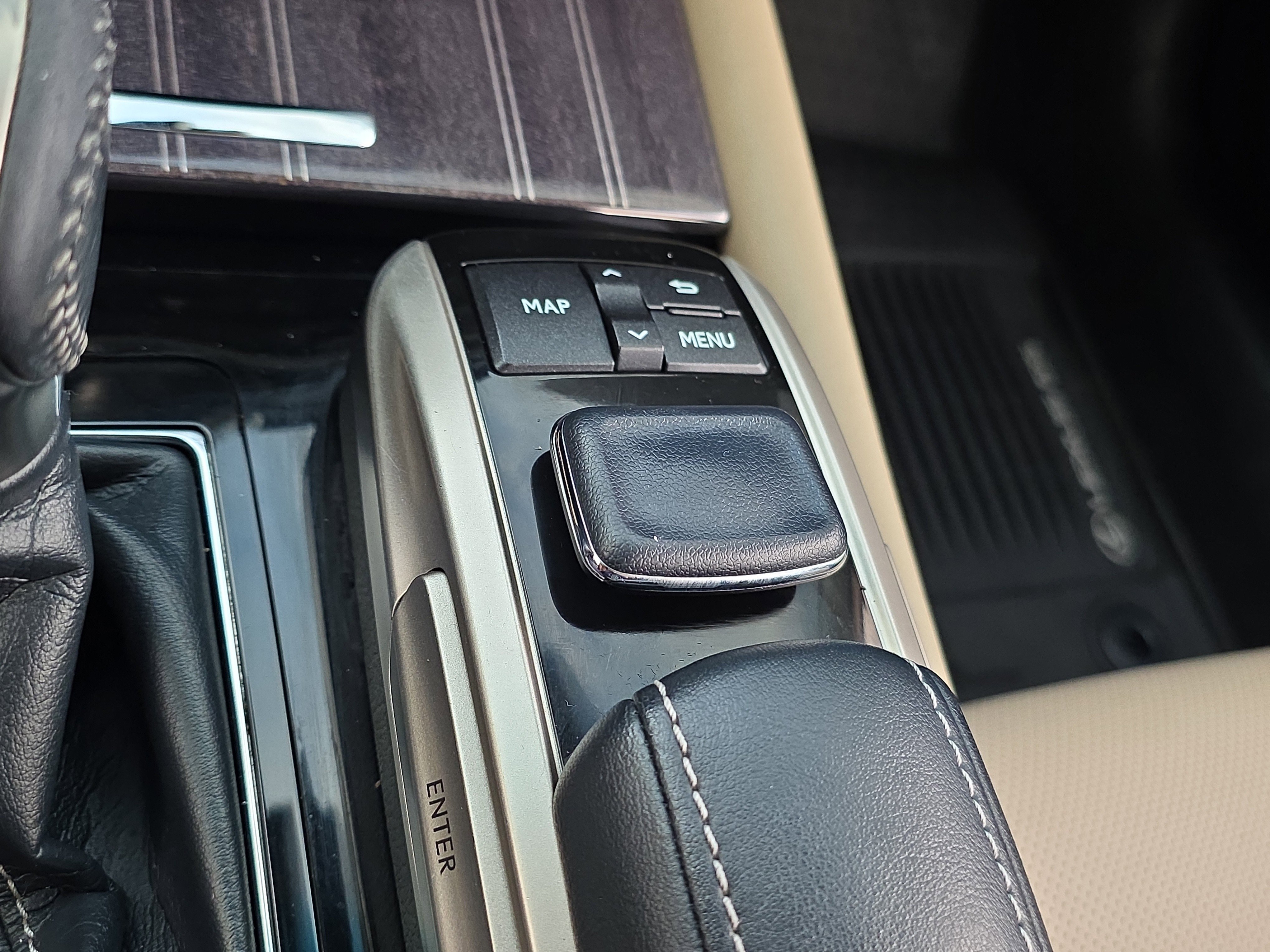 Used 2018 Lexus GS 350 AWD w/ Premium Package image 27