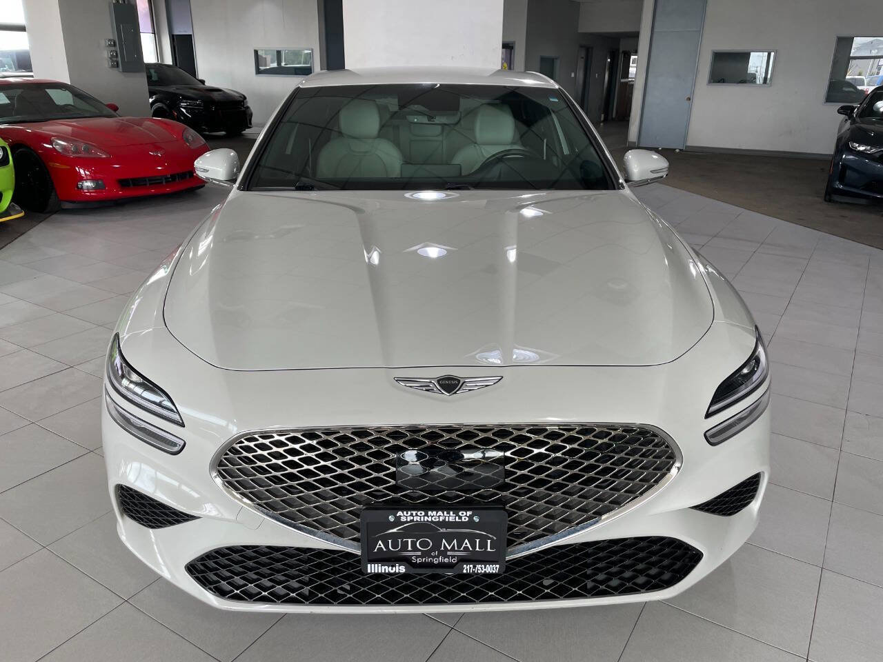 Used 2024 Genesis G70 2.5T image 2