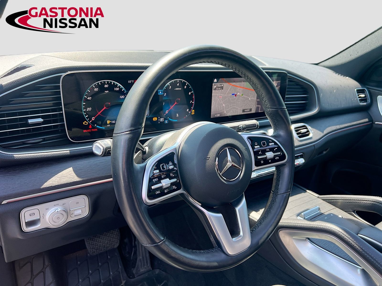 Used 2023 Mercedes-Benz GLE 350 4MATIC image 11