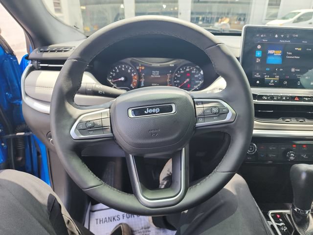 Used 2024 Jeep Compass Limited AWD/4WD image 29